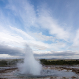 Geysir sets off